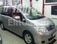 ��� �� Nissan Serena - ����� ���