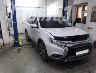 ��� �� MITSUBISHI OUTLANDER - 