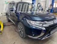 ��� �� Mitsubishi Outlander - 