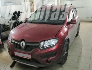 ��� �� Renault Sandero - 