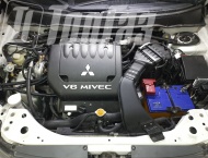 ��� �� Mitsubishi Outlander - 