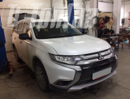 ��� �� Mitsubishi Outlander - 