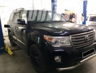 ��� �� Toyota Land Cruiser 200 - 