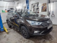 ��� �� Dongfeng AX7 - 