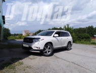 ��� �� Toyota Highlander  - 