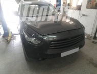 ��� �� INFINITI QX70  - 