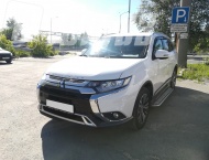 ��� �� MITSUBISHI OUTLANDER - 