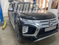��� �� Mitsubishi Pajero Sport - 