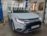 ��� �� Mitsubishi Outlander - 