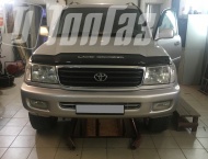 ��� �� Toyota Land Cruiser 100 - 