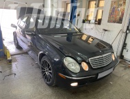 ��� �� Mercedes Benz E 500 - 