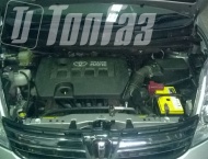 ��� �� Toyota Isis - 