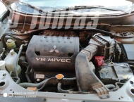 ��� �� Mitsubishi Outlander  - 